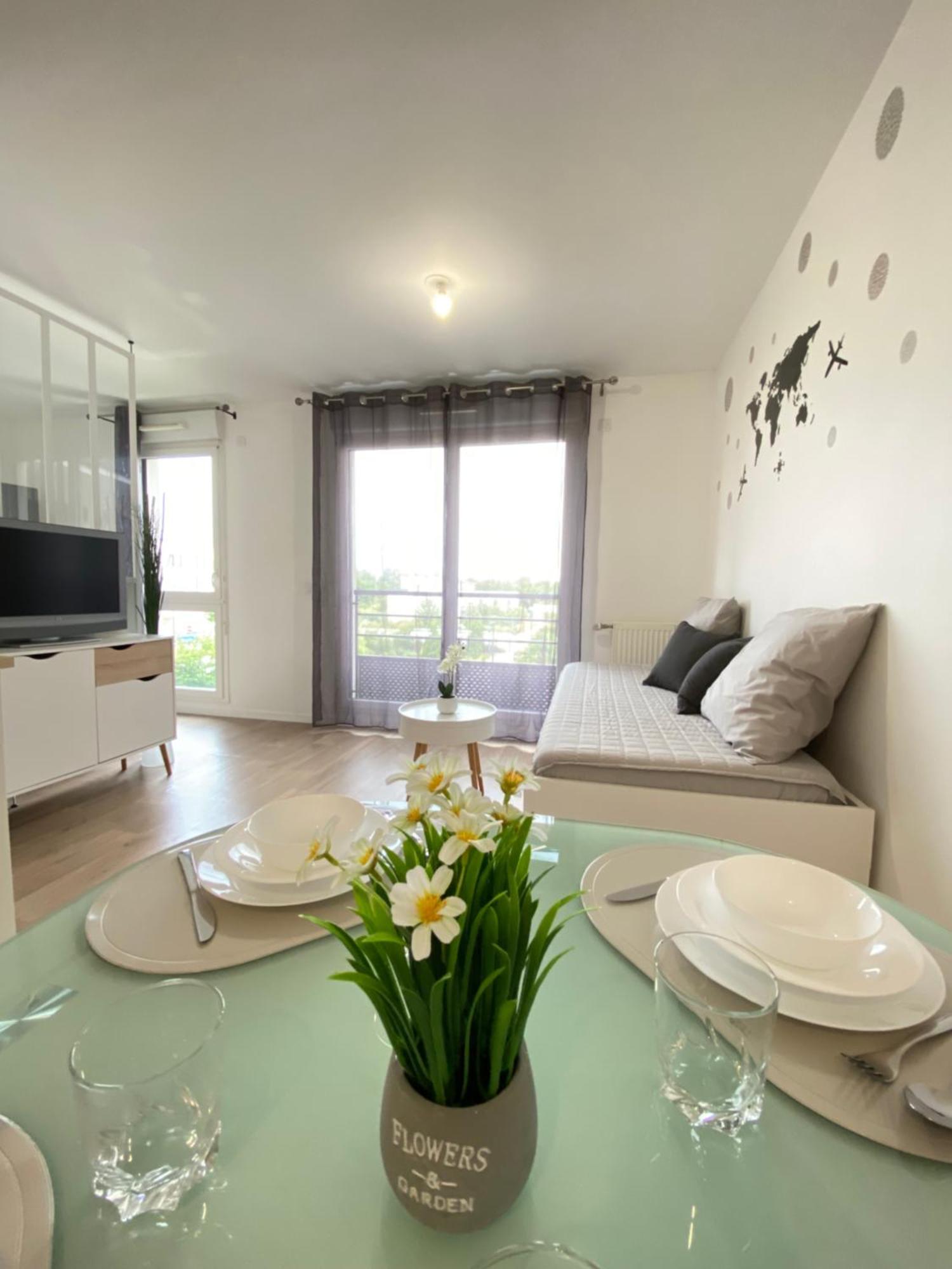 Grand Studio Montevrain - Disneyland Rer A Εξωτερικό φωτογραφία